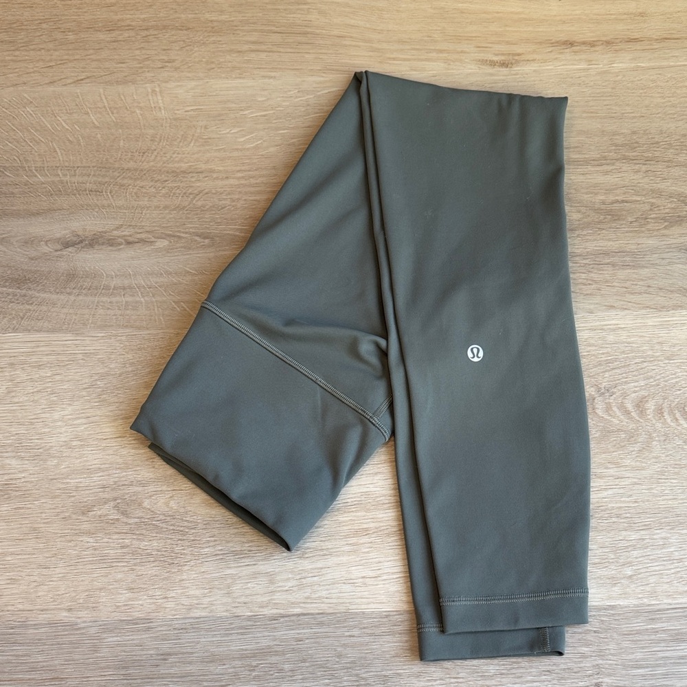 Lululemon Leggings size 6